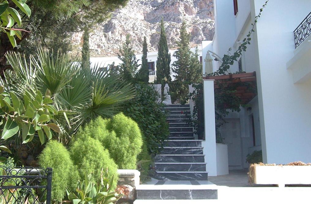 Oasis Hotel Masouri Exterior photo