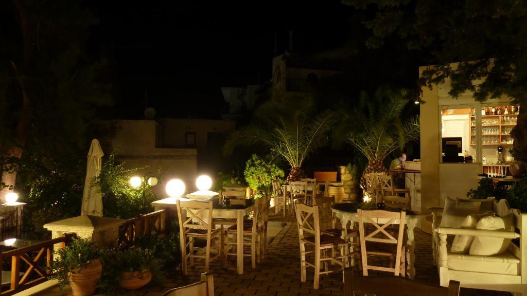 Oasis Hotel Masouri Exterior photo